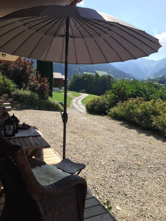 L'Ours Blanc Lodge Le Biot Экстерьер фото